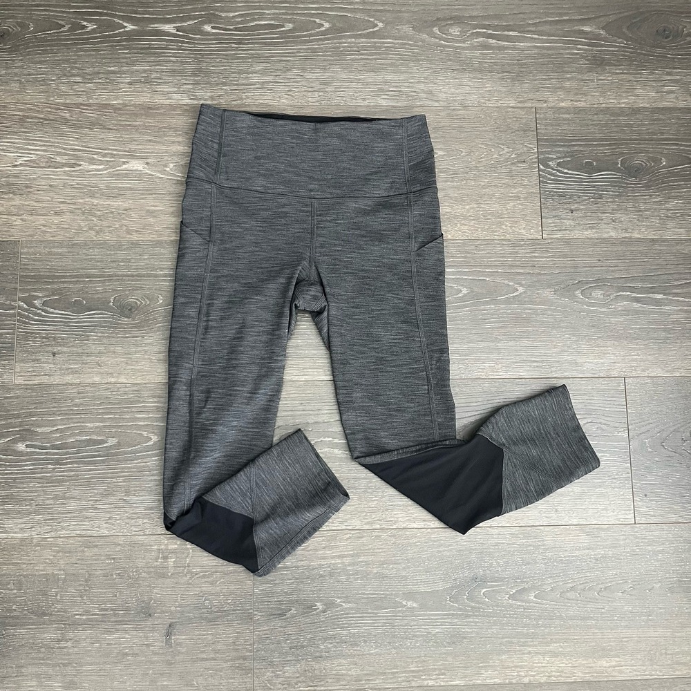 LULULEMON Pace Rival 22" Crop Leggings size 4 Heather Gray Mesh‎ Athleisure Gym